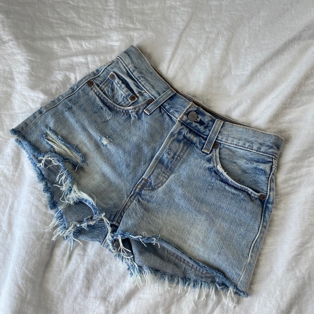 Levi’s 501 shorts